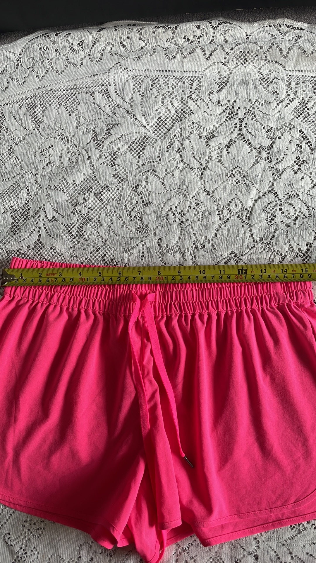 Tna Shorts (MED) Retail Price $48.00 (Final Price $15.00) image indicator(7)