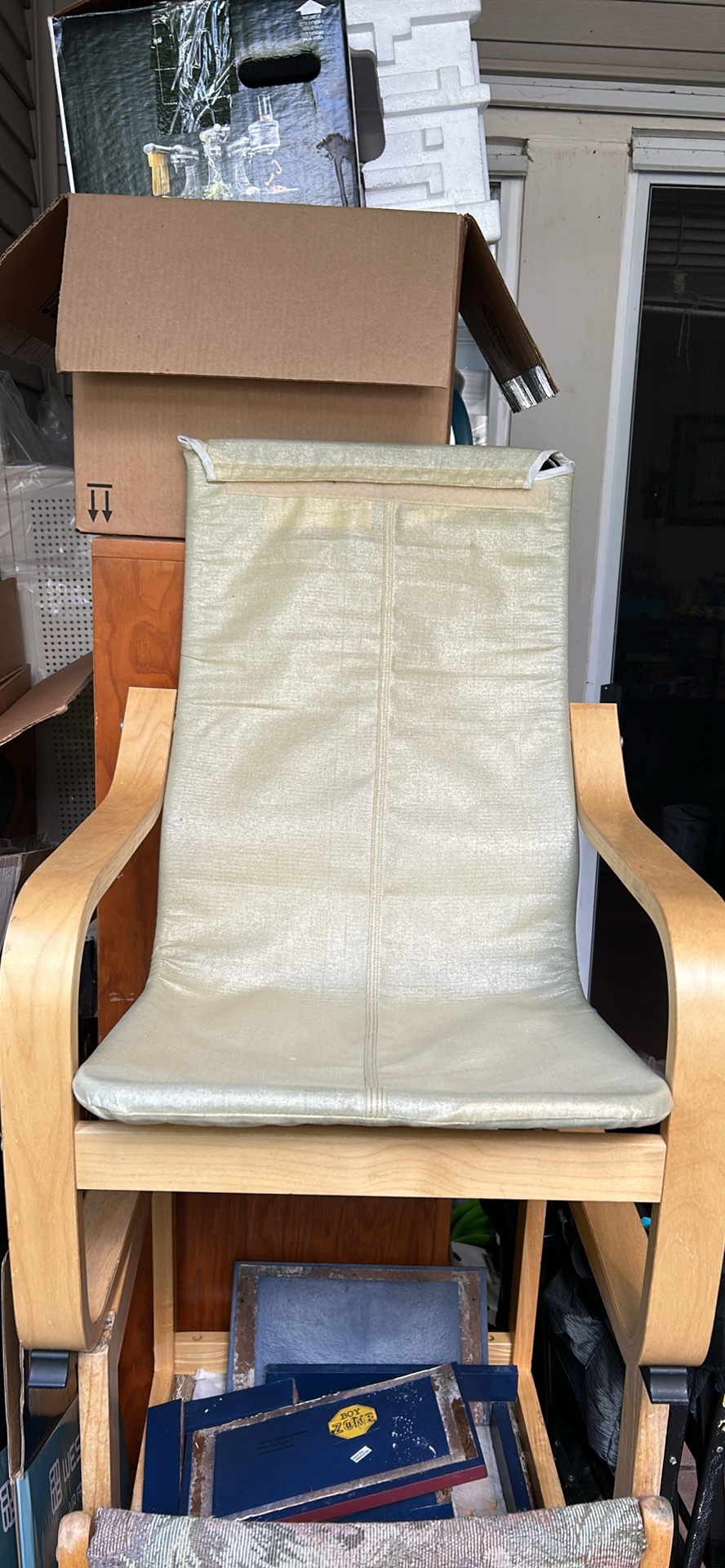 Ikea kids chair thumbnail