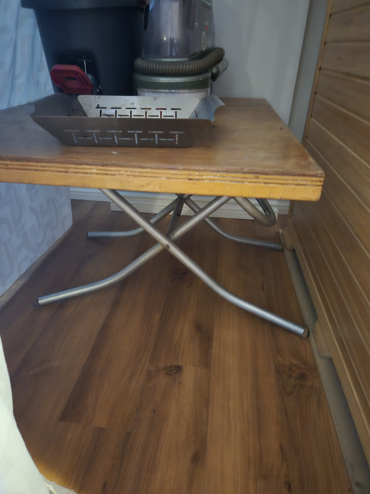 low table - photo 2