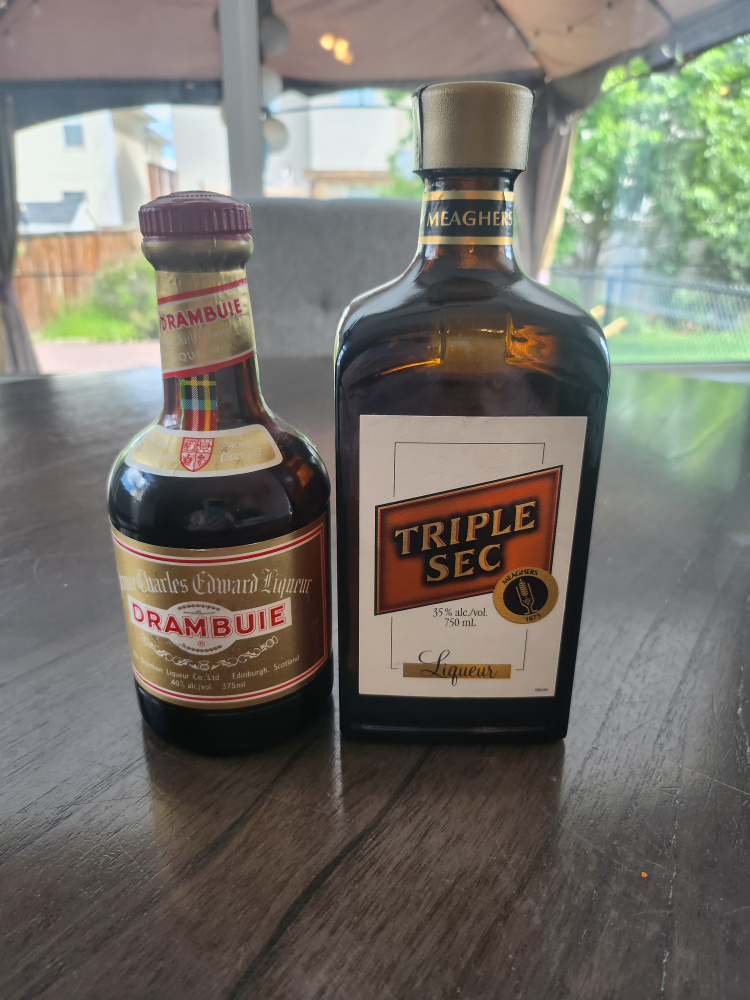 Vintage Drambuie & Triple Sec thumbnail