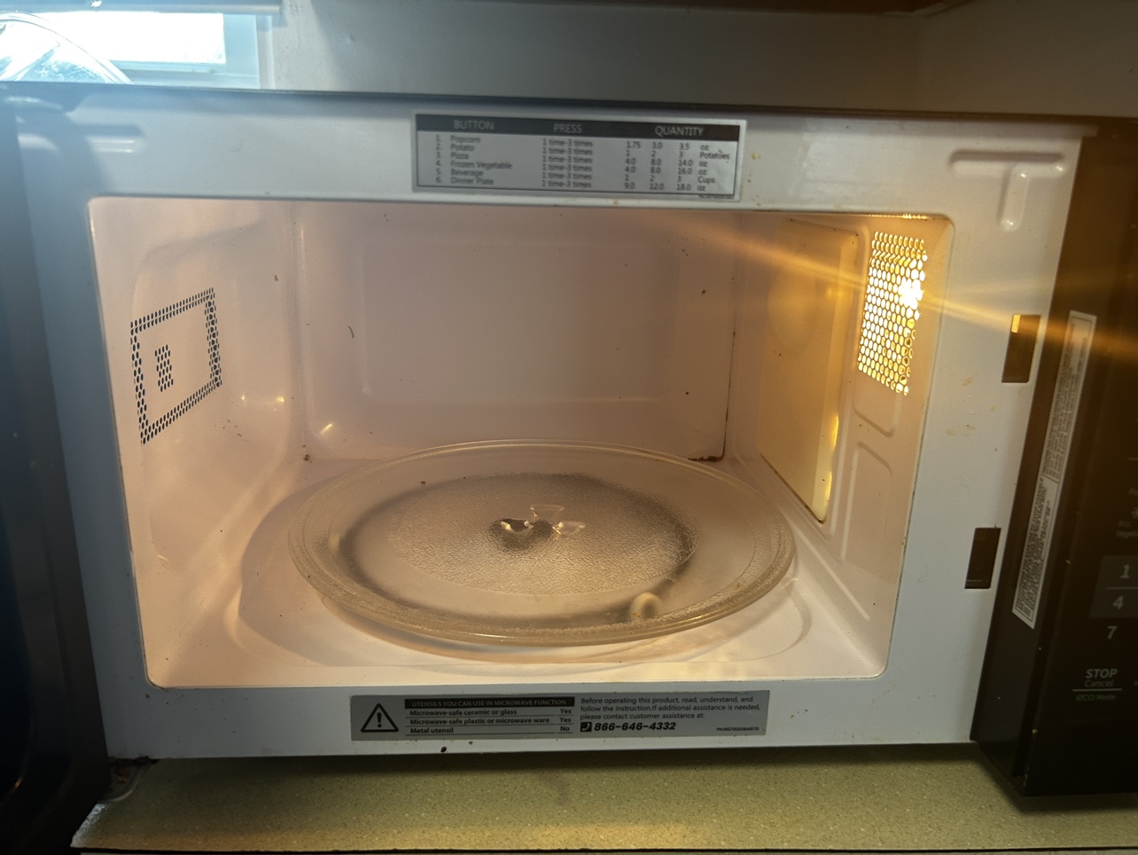 Comfee countertop microwave oven - photo 3