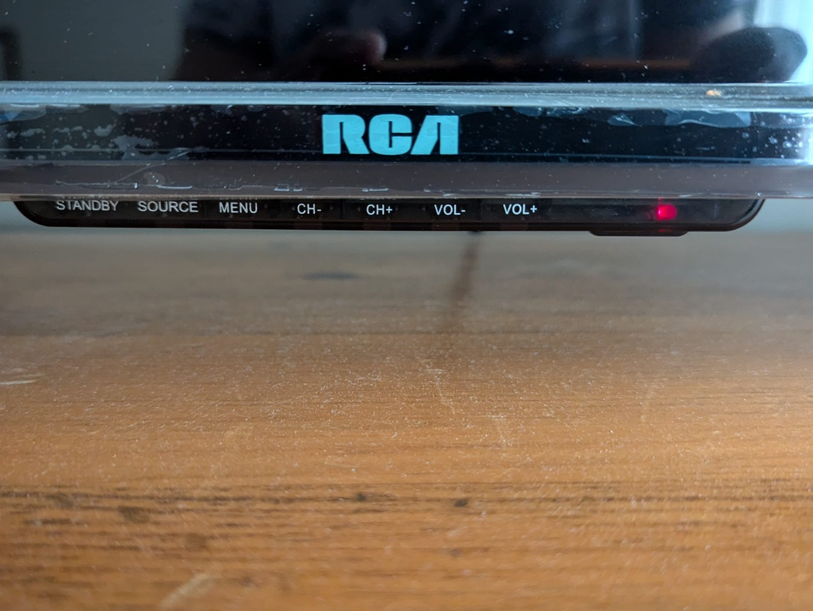 RCA 49″ TV Ultra HD 4K with Roku and Remotes - photo 4
