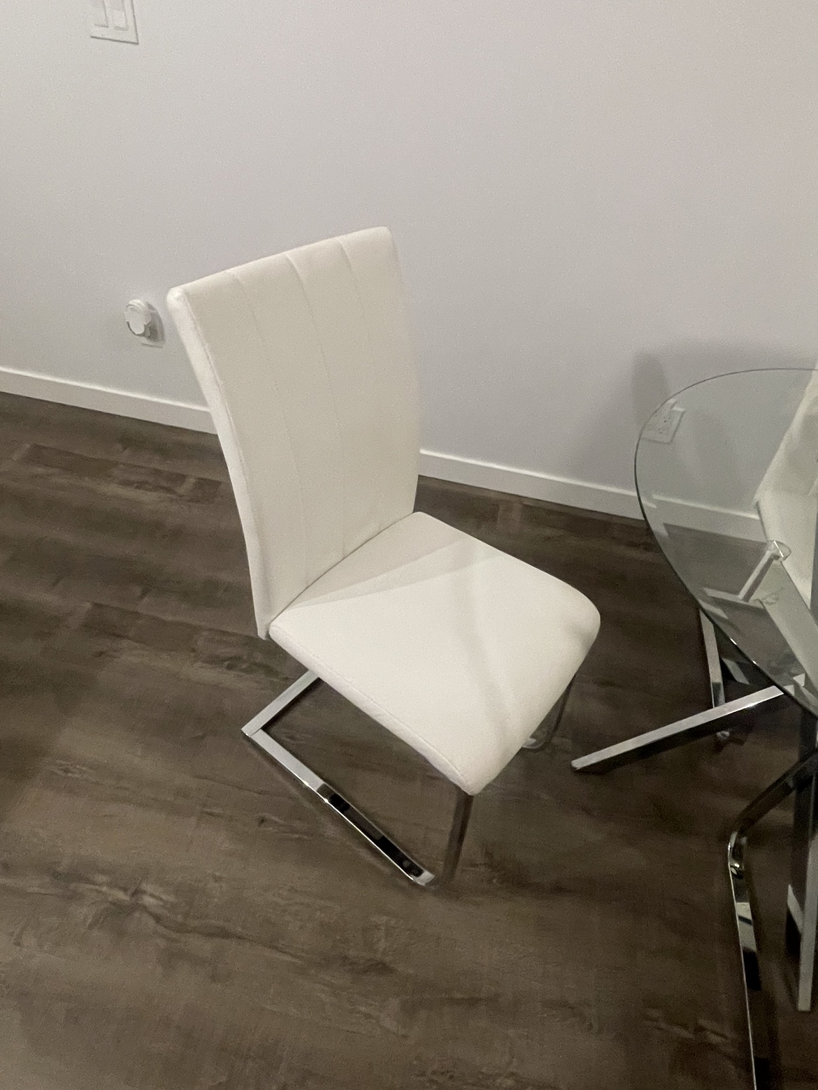 Dining table & 3 Chairs - photo 2