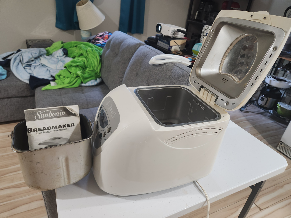 Sunbeam Bread Maker - photo 4
