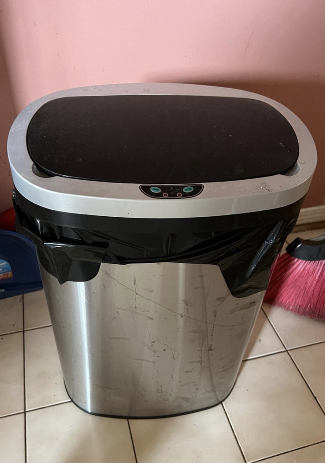 Kitchen Trash Can with Motion Sensors