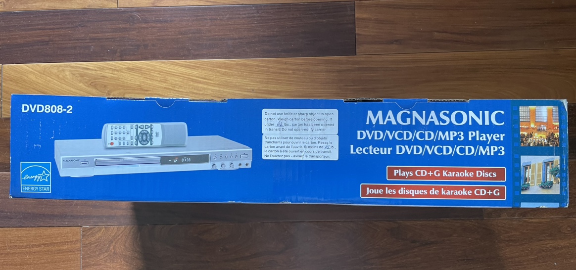 Magnasonic region 1 DVD/VCD/CD/ MP3 player with remote control image indicator(3)