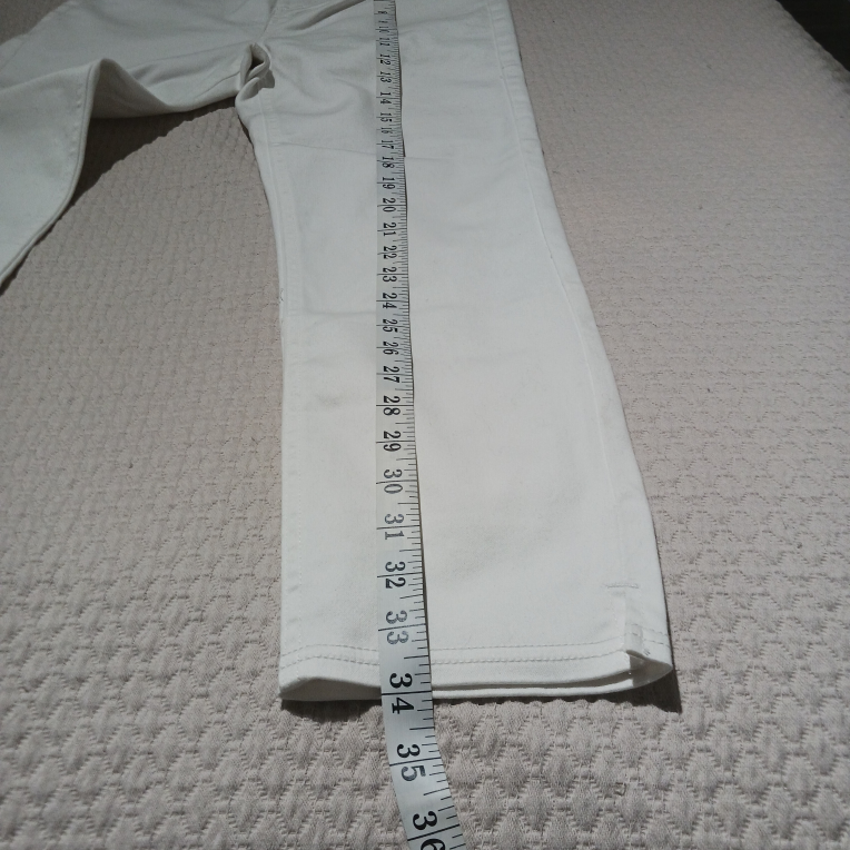 White women's Capri - photo 4