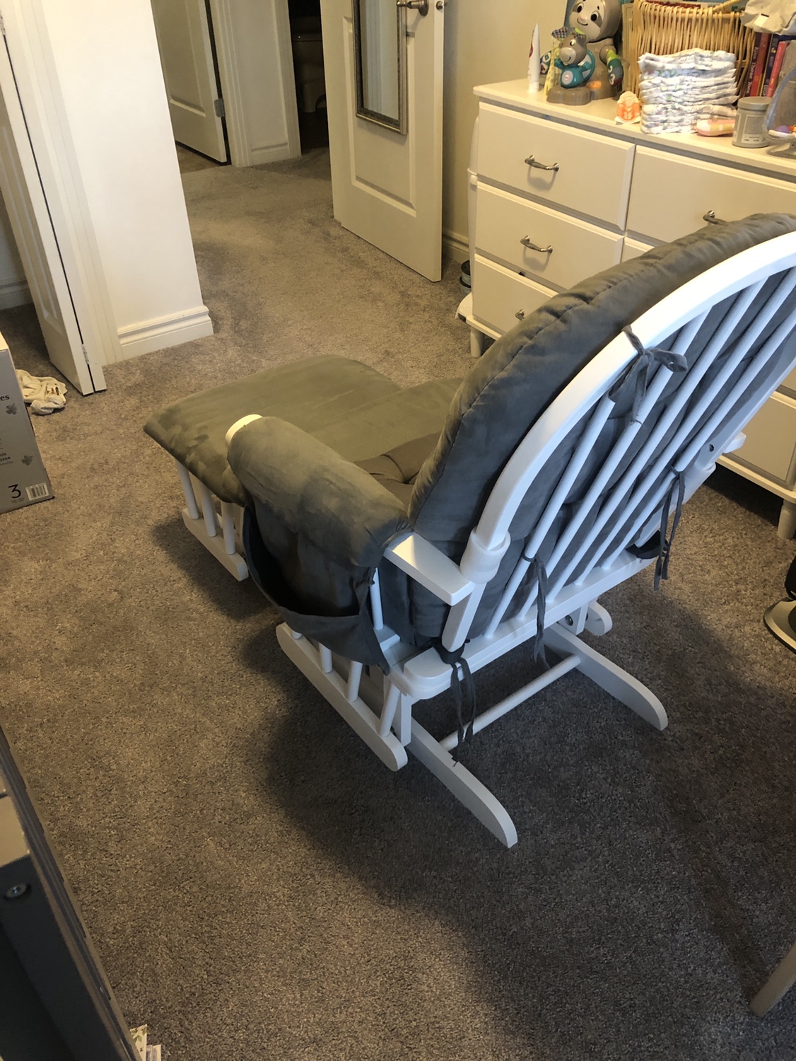 Nursing chair - photo 3