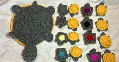 Handmade crocheted turtle matching game image indicator(2)