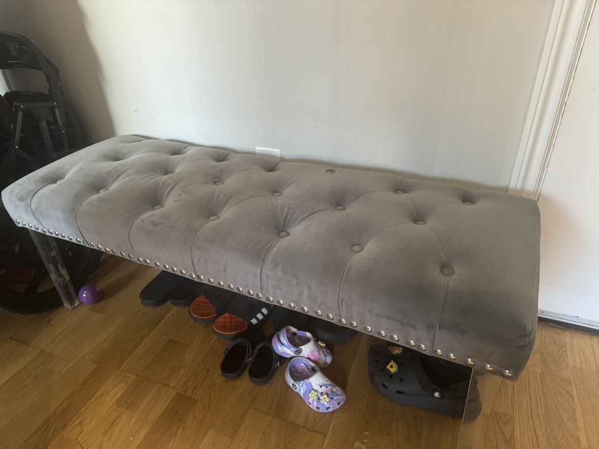Bench - photo 2