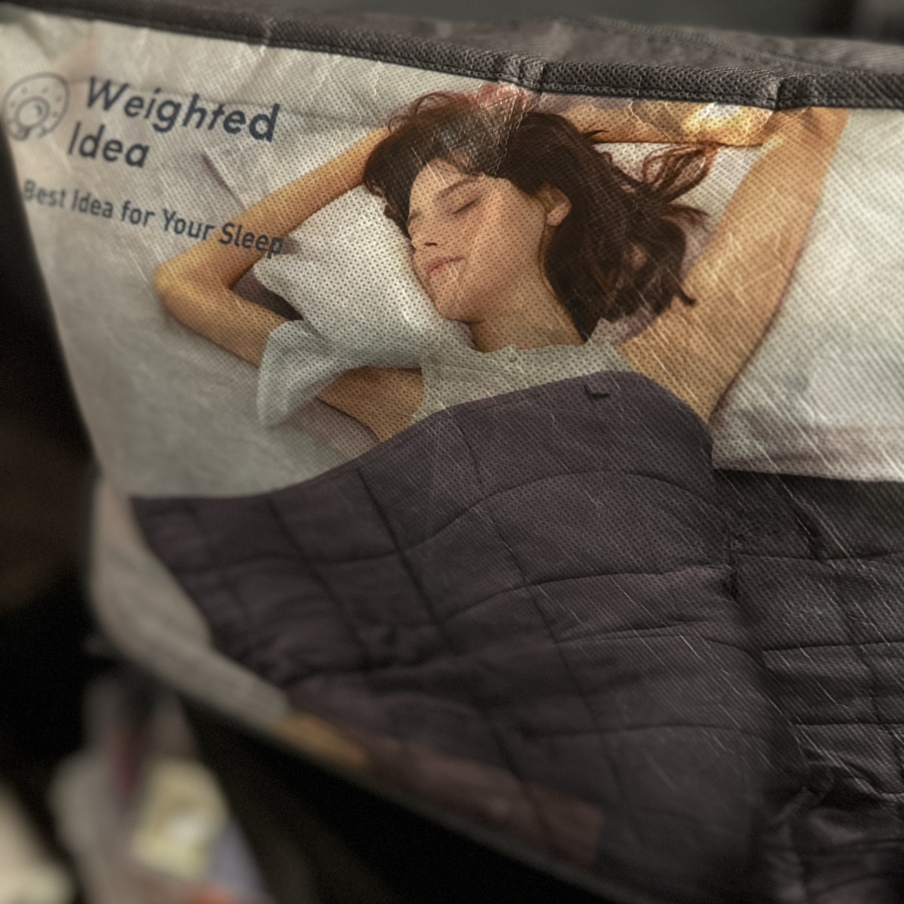 Weighted blanket 15lb with summer sheets ⚽️ thumbnail