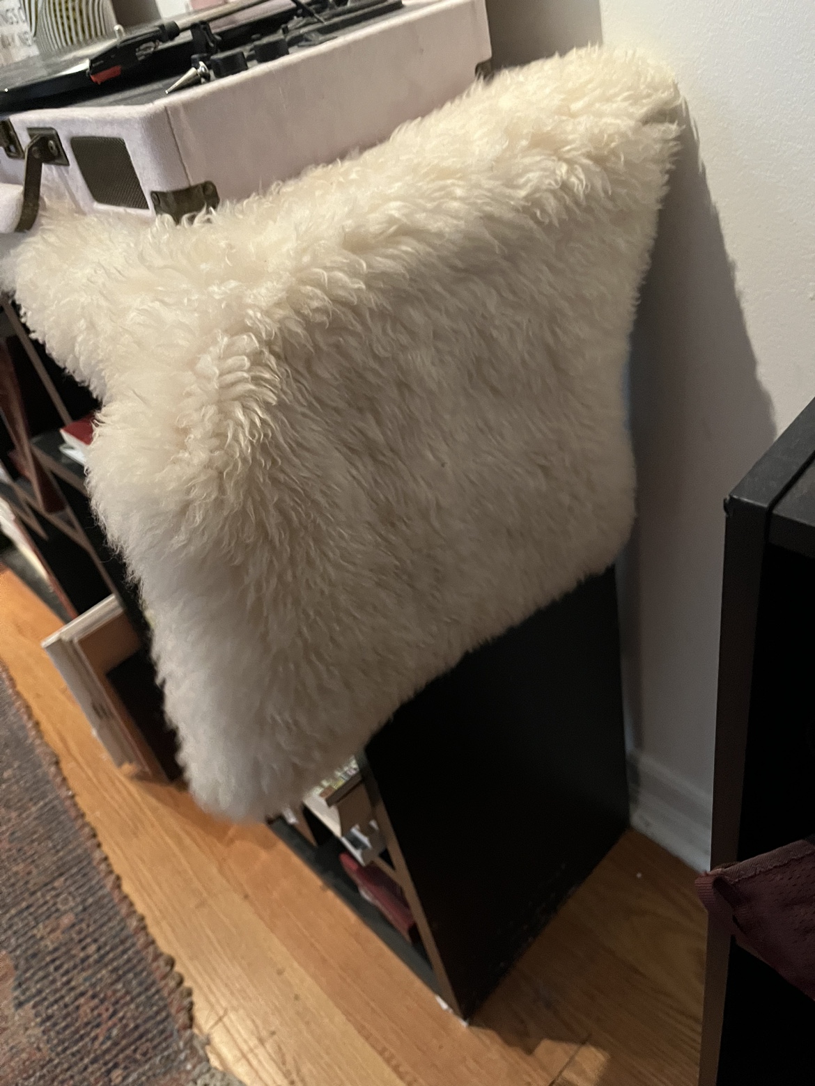 Geometric Bookshelf - photo 3