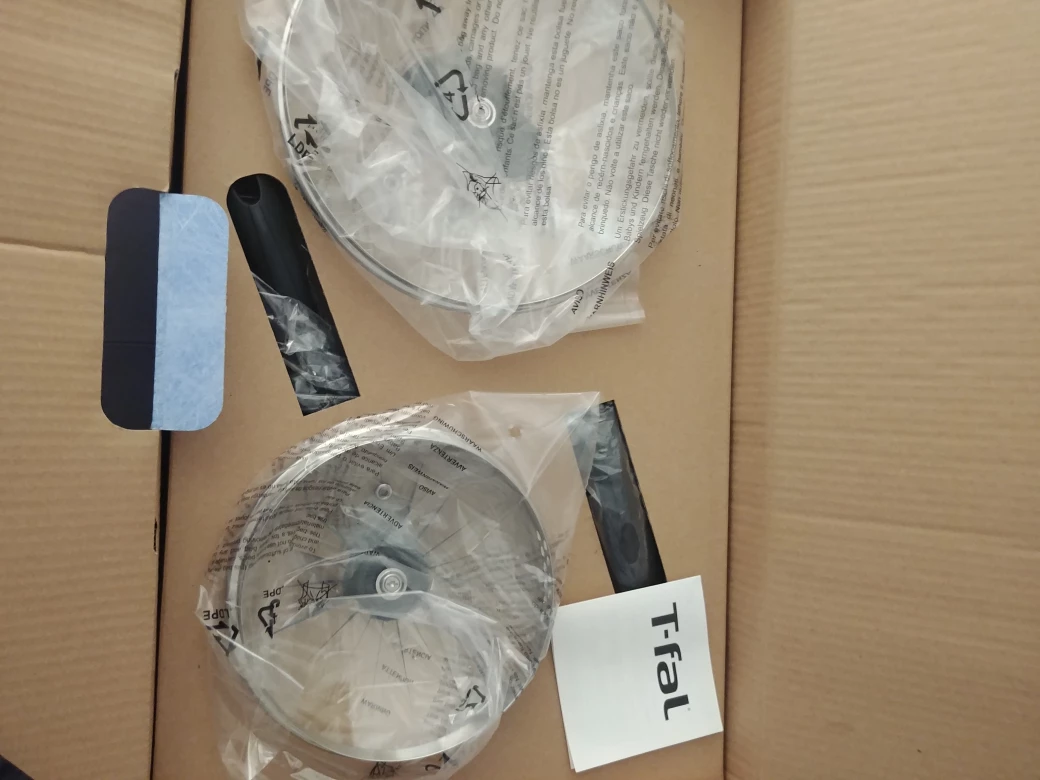 t-fal cookware set - photo 3