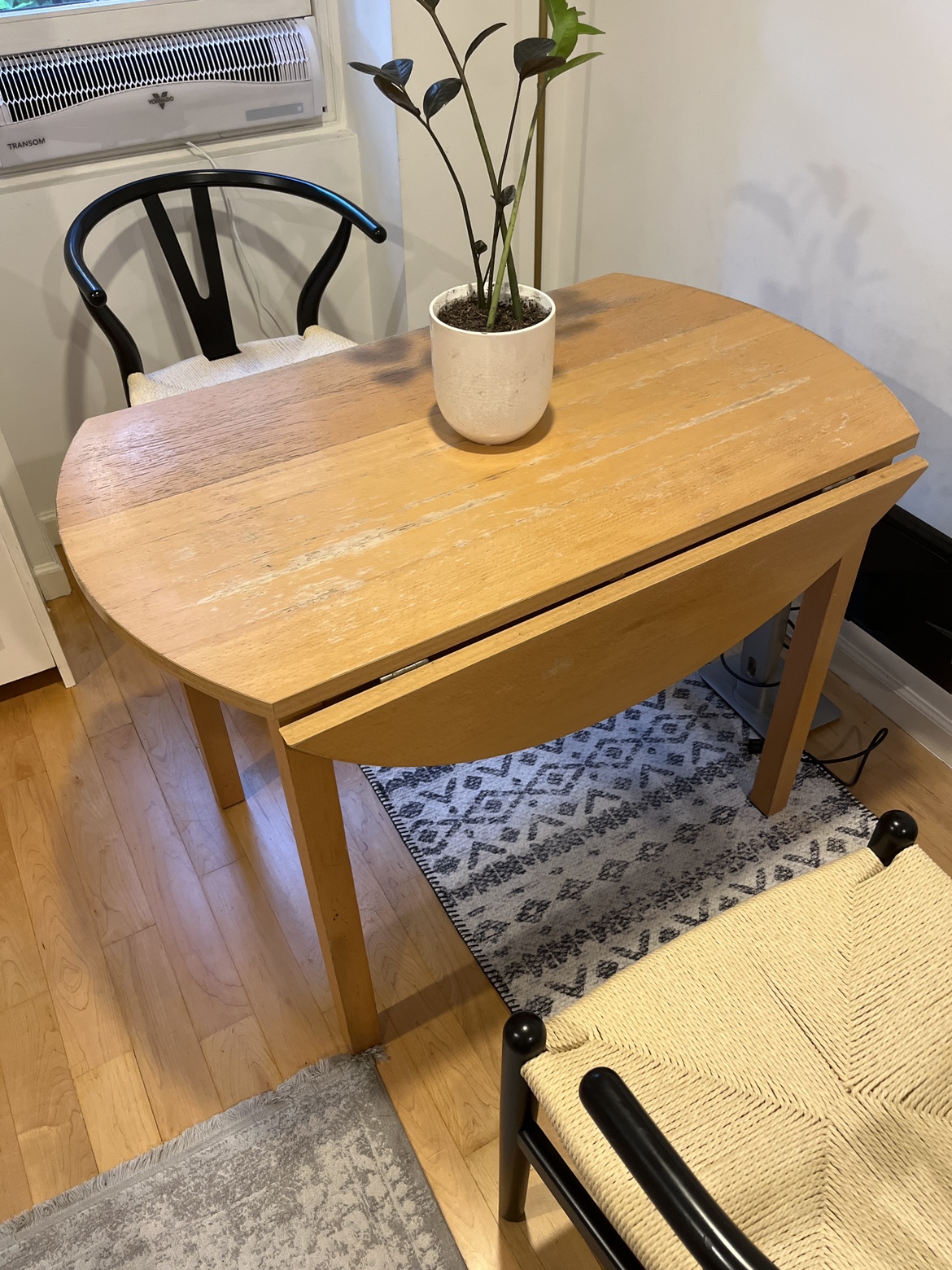 Large kitchen table - photo 4
