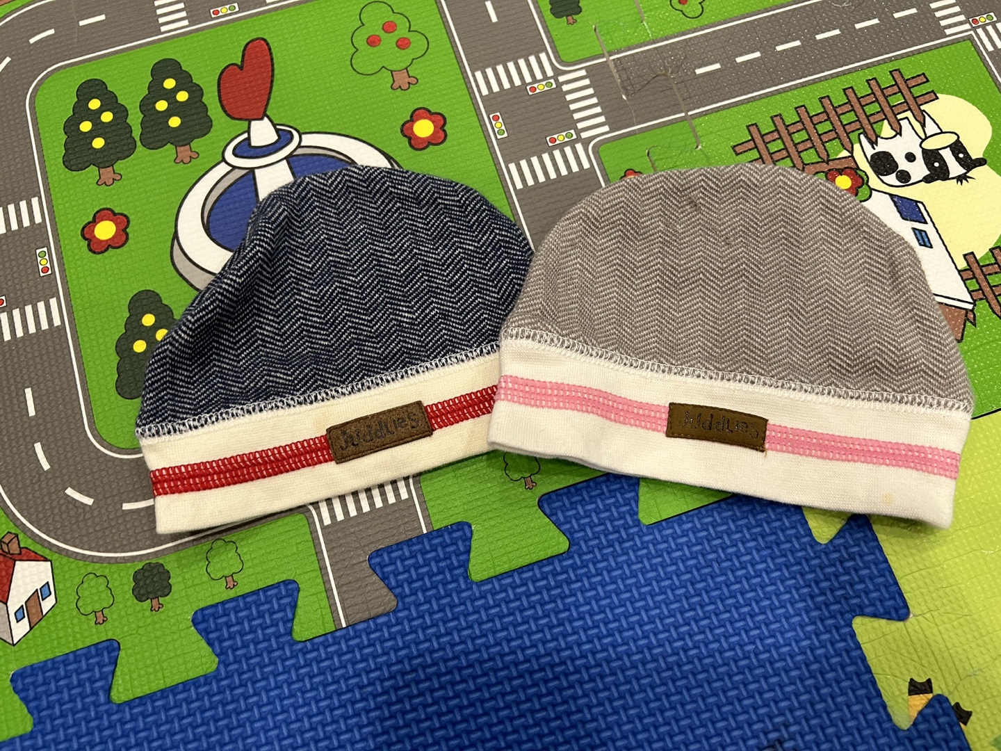 Baby hat thumbnail
