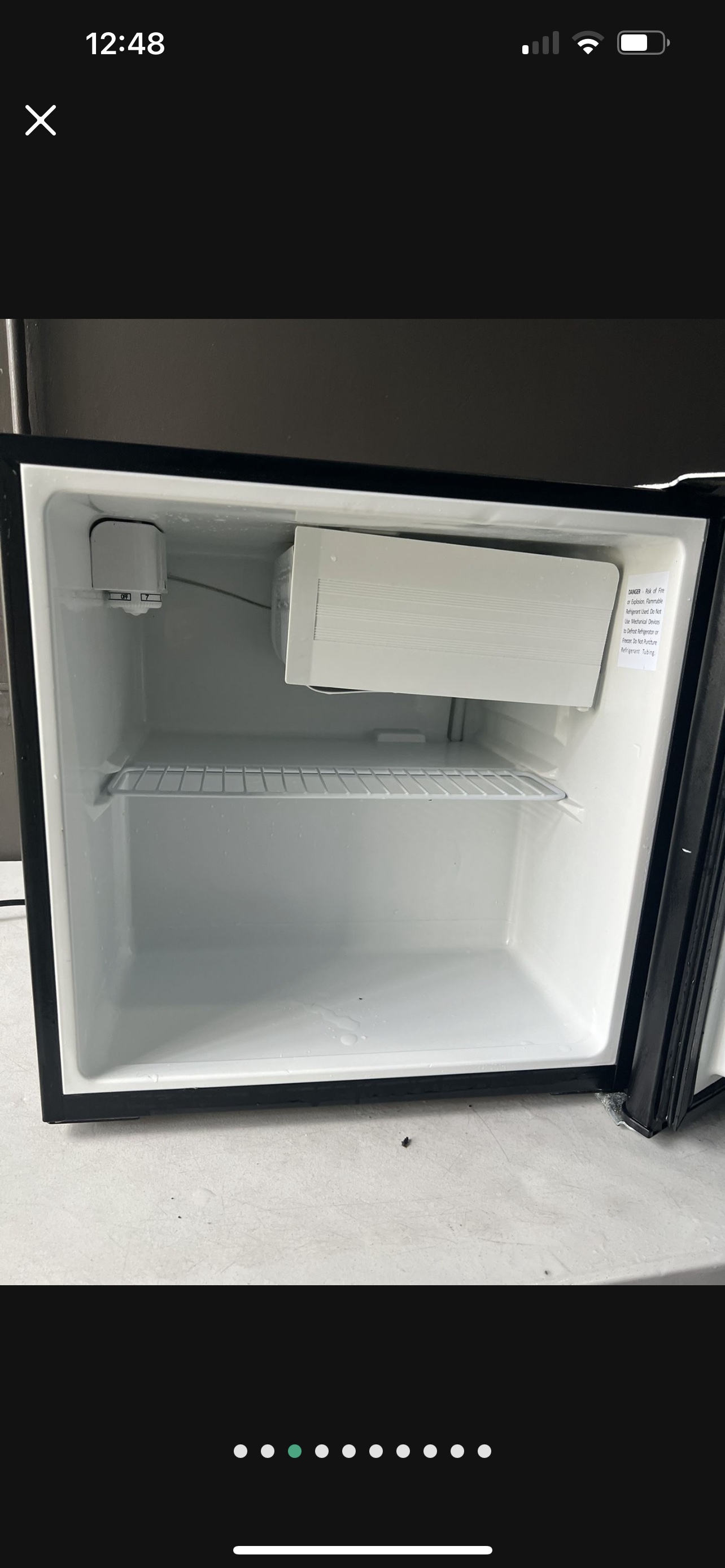 Haier  mini-fridge 1.7 cubic ft capacity w/ small freezer space - photo 2