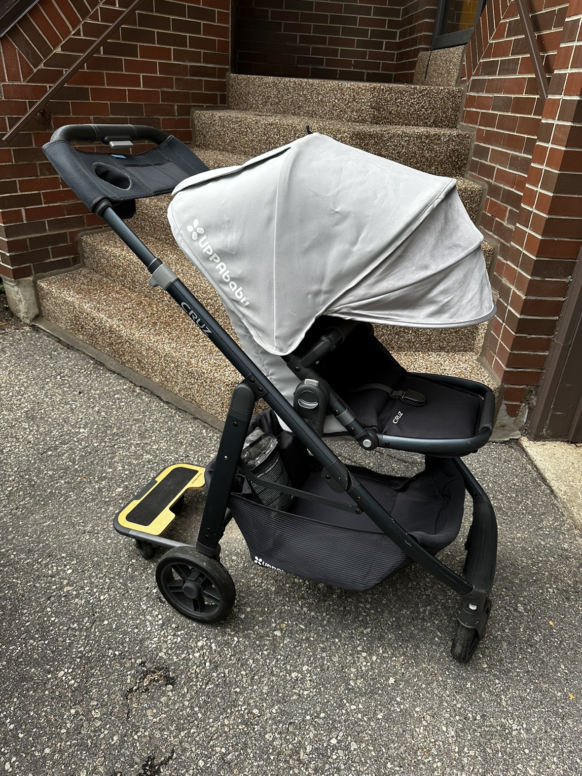 2018 Uppababy Cruz with Accessories thumbnail