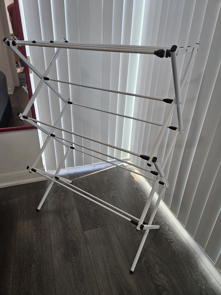 clothes drying rack thumbnail