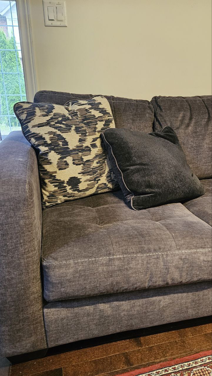 Sofa, brand Ashley - photo 3