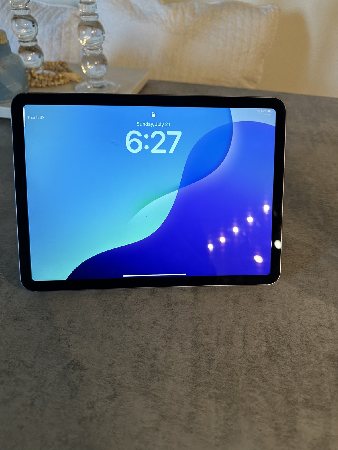 iPad Air 5th generation Wi-Fi + Cellular