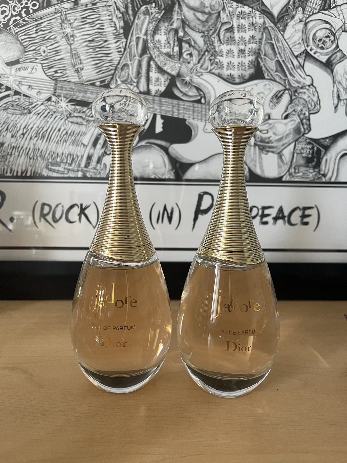 Dior J’adore perfume