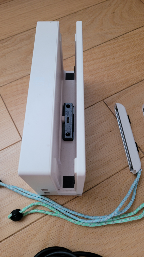 Nintendo dock station & accessories (Animal Crossing) - photo 3