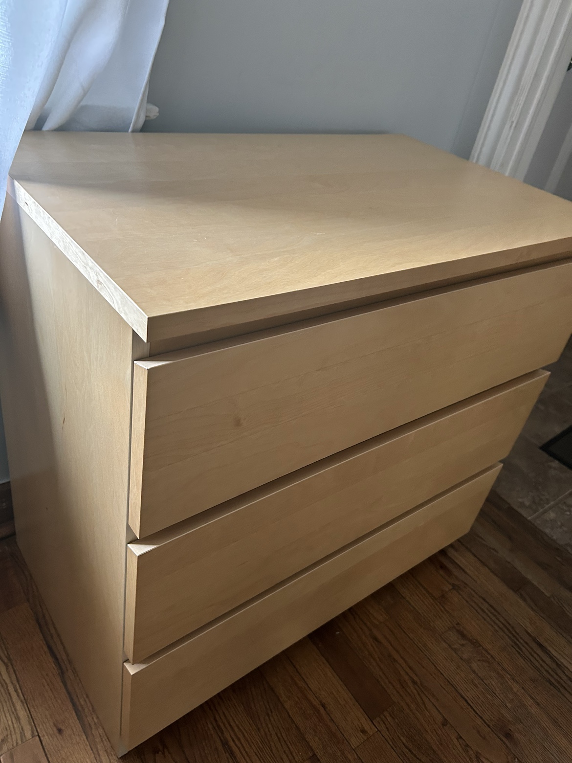 IKEA MALM Dresser - photo 3