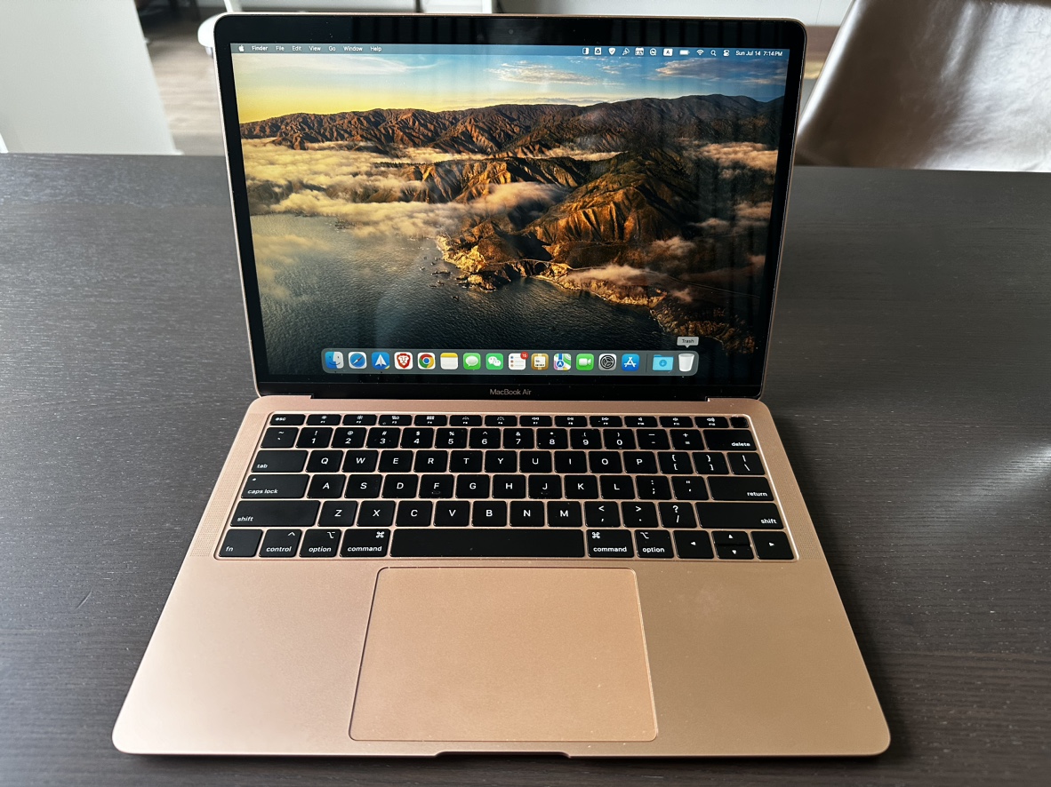 2019 Apple MacBook Air i5 Retina 13.3” 8g Ram 256 SSD