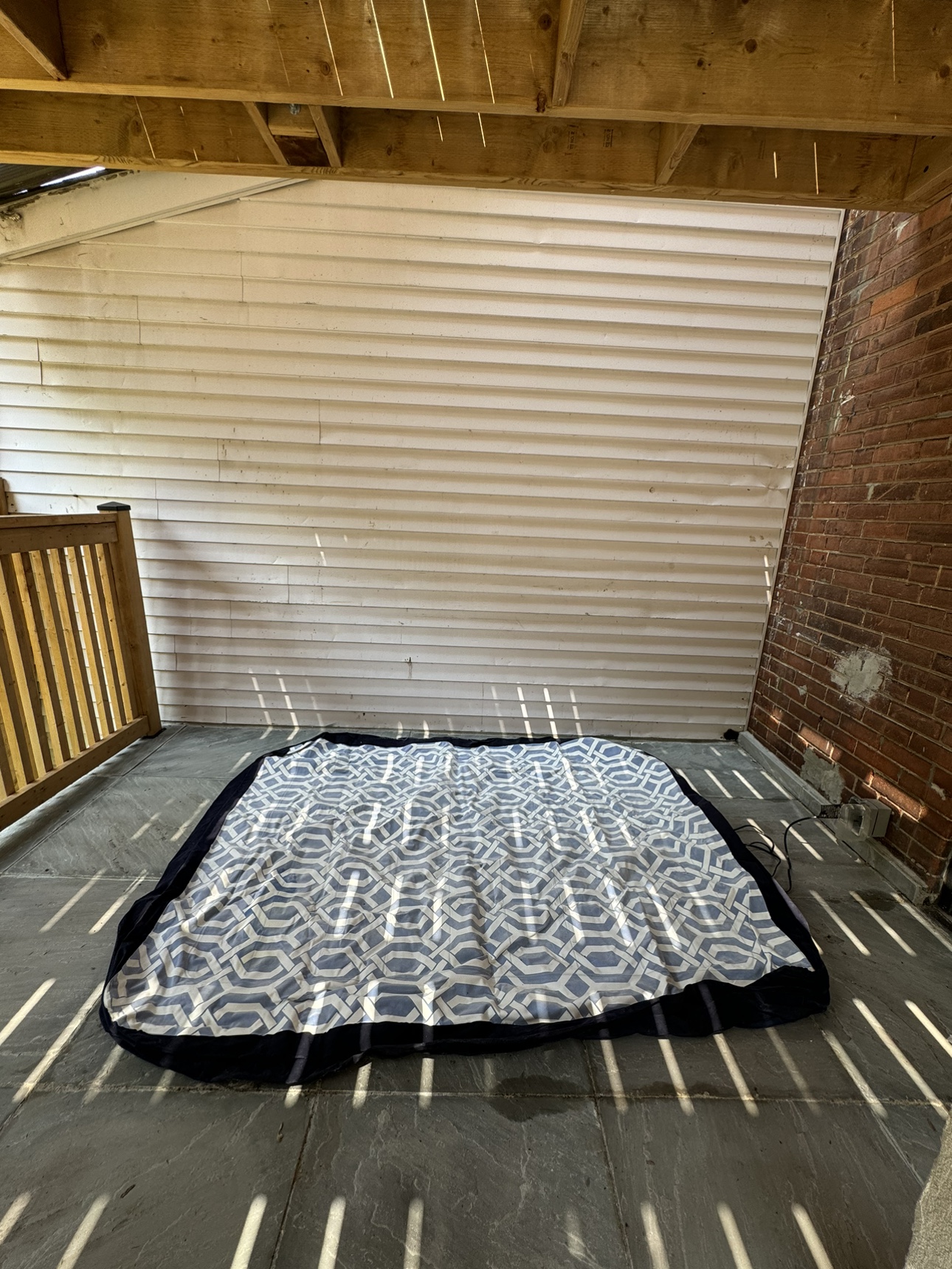 Comfort quest queen airbed image indicator(2)