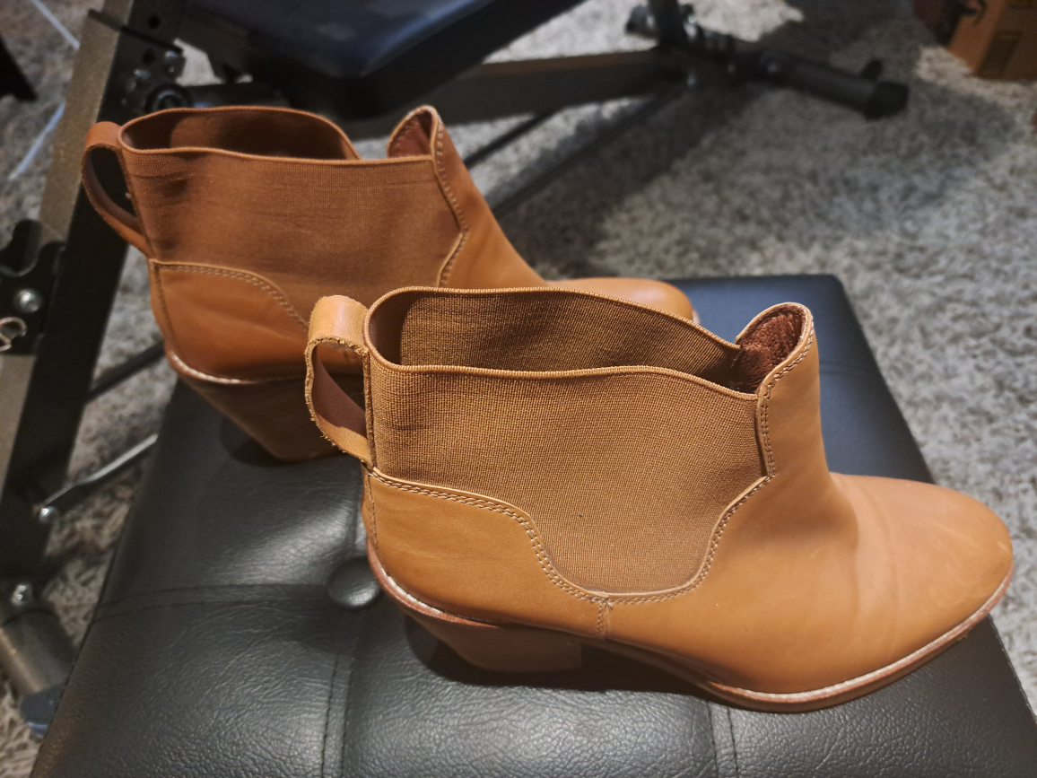 Aldo leather booties image indicator(3)