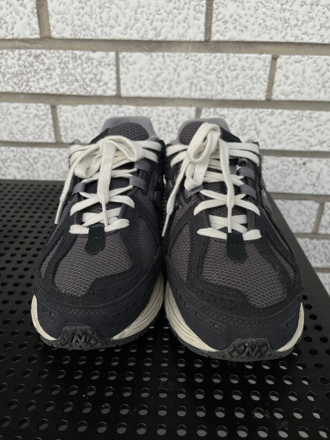 New Balance 1906F Men US9 - photo 3