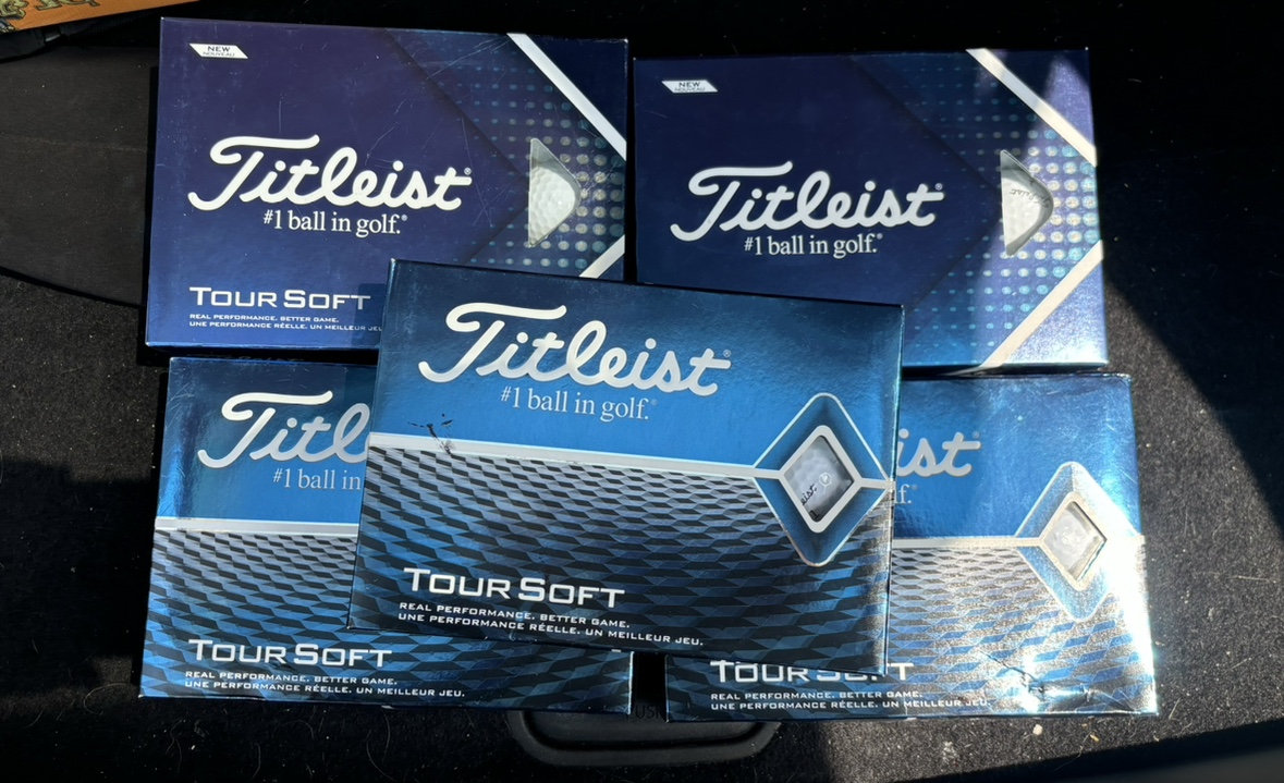 titleist golf balls tour soft - photo 3
