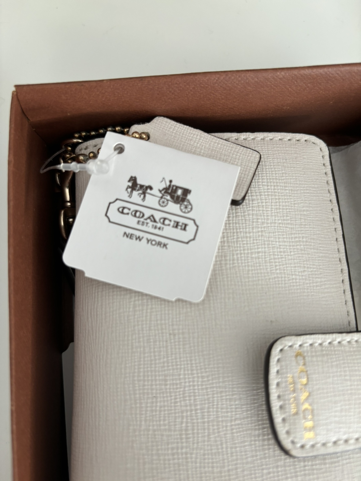 Coach Saf Phone Wallet image indicator(2)
