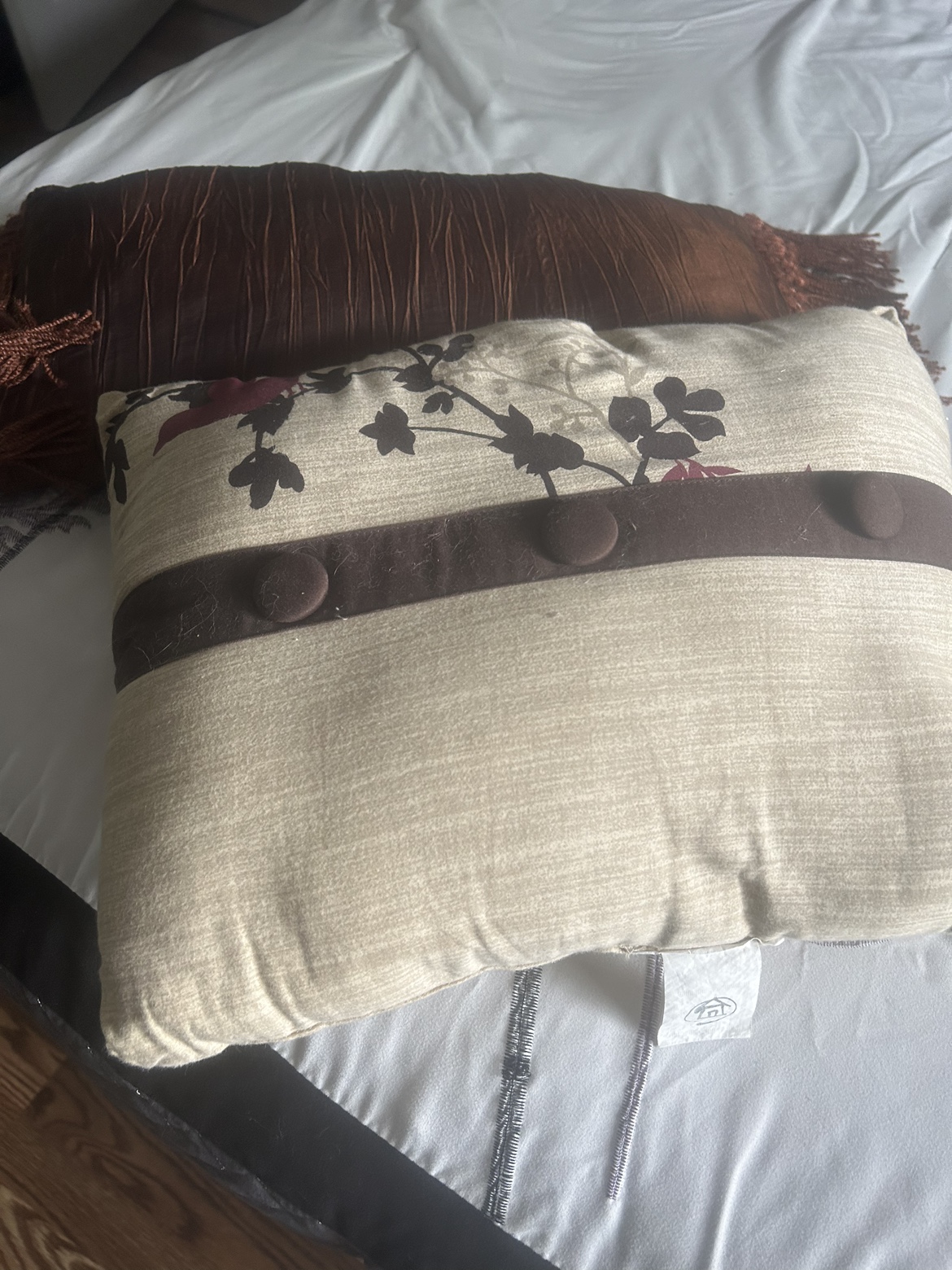 Floral Bedding Set with a setting of birds