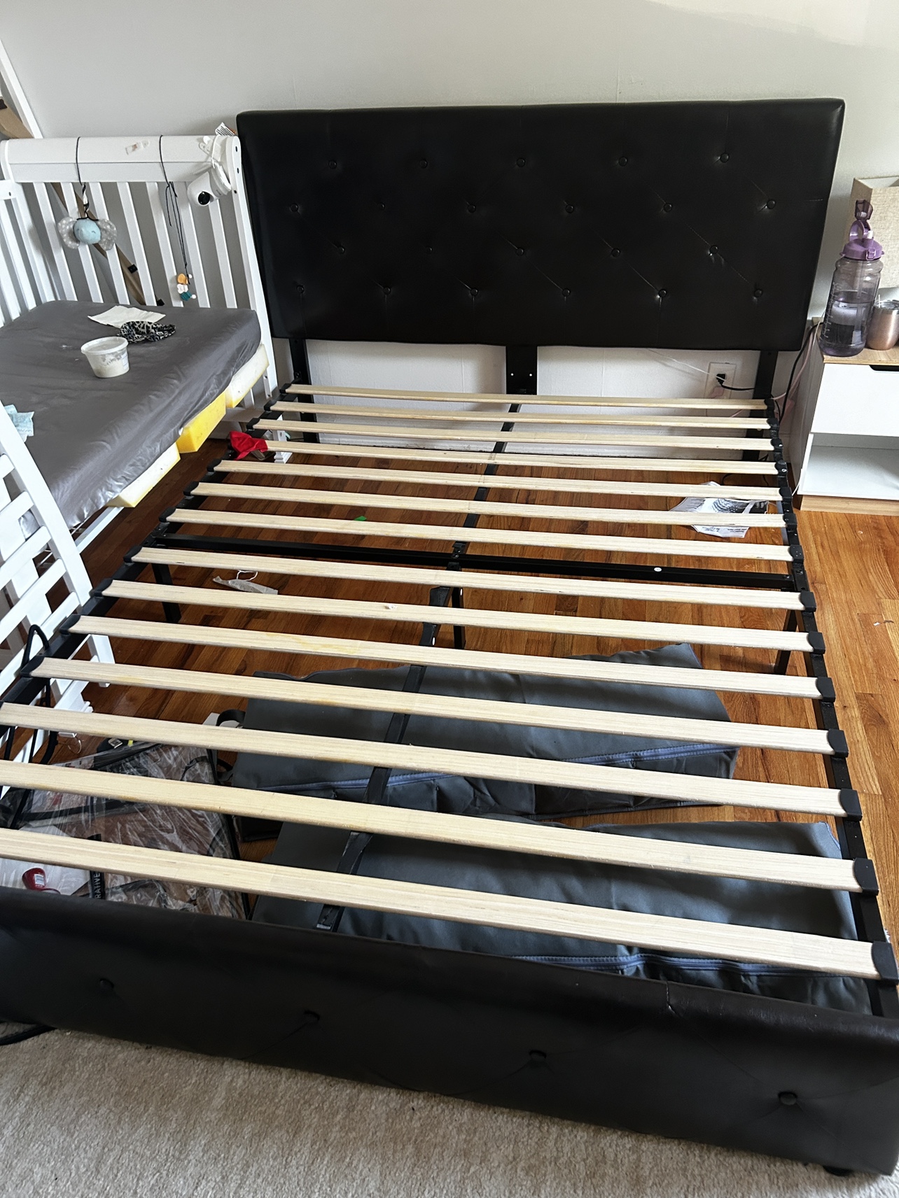 Allewie Upholstered Queen Size Platform Bed Frame - photo 4