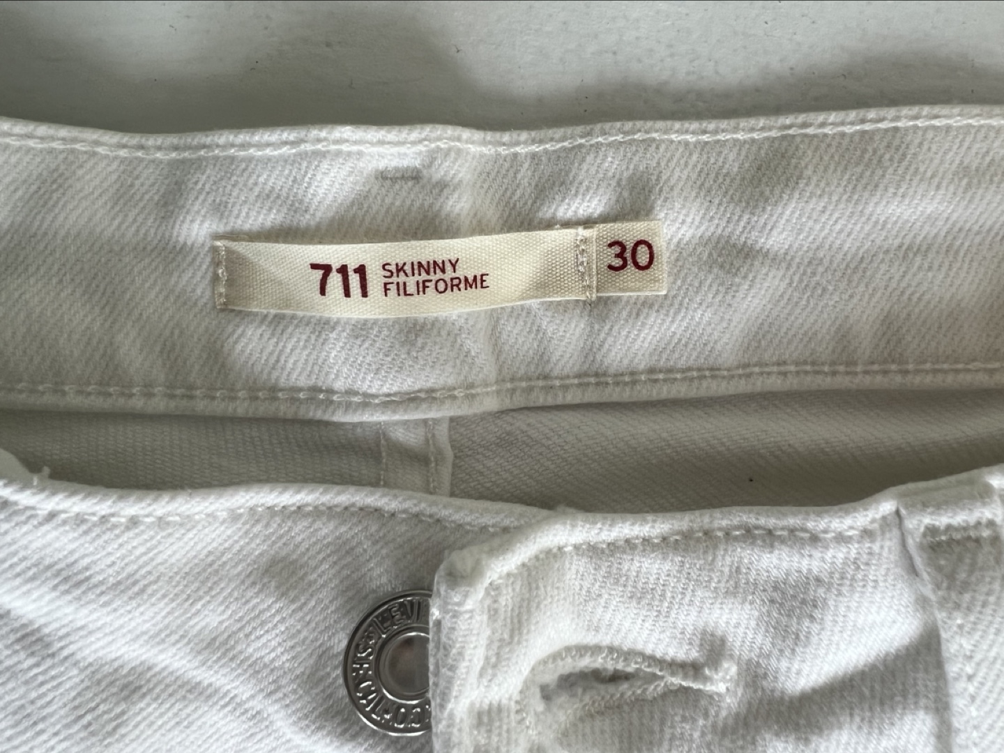 Levi’s 711 thumbnail