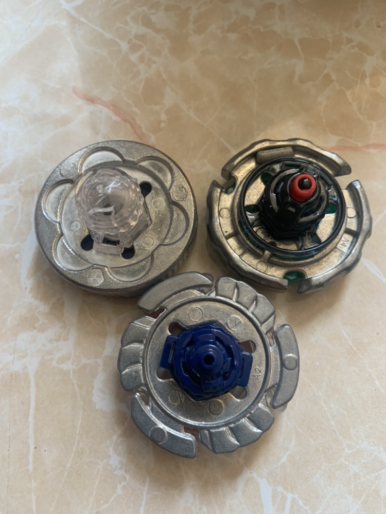 Metal Beyblades image indicator(2)