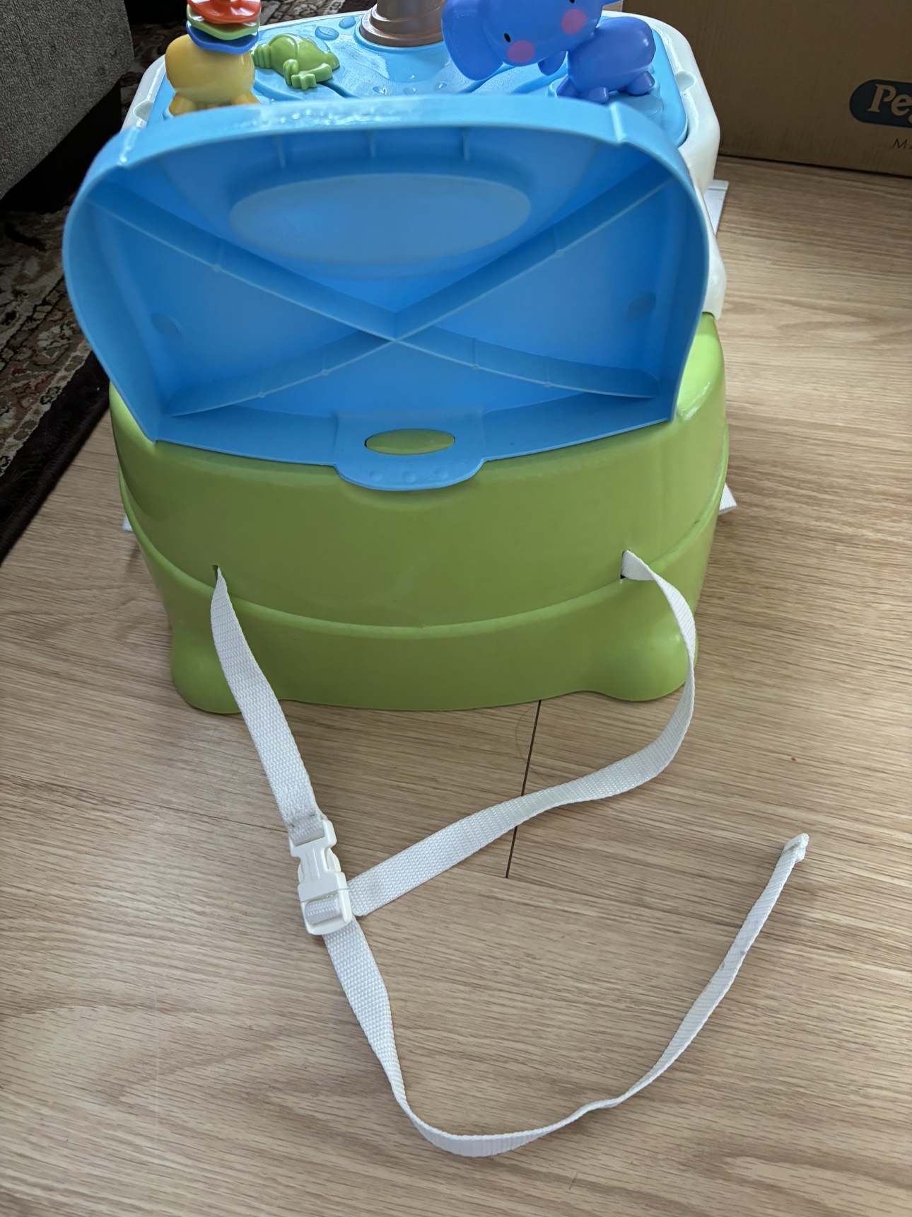 Fisher Price booster seat - photo 4