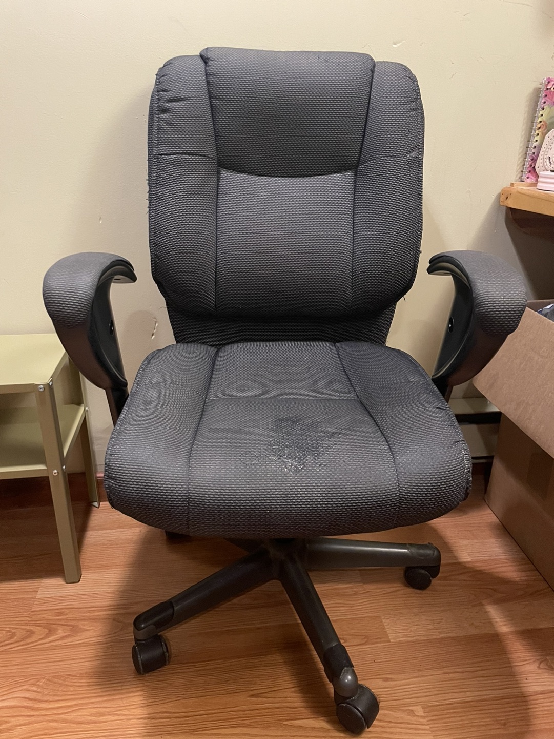 Rollaway Chair thumbnail