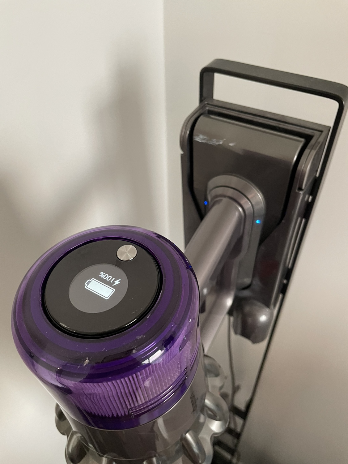 Dyson V11 vaccum - photo 2