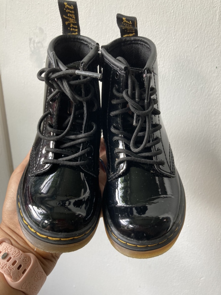 Dr Martens toddler boots size 8 - photo 3