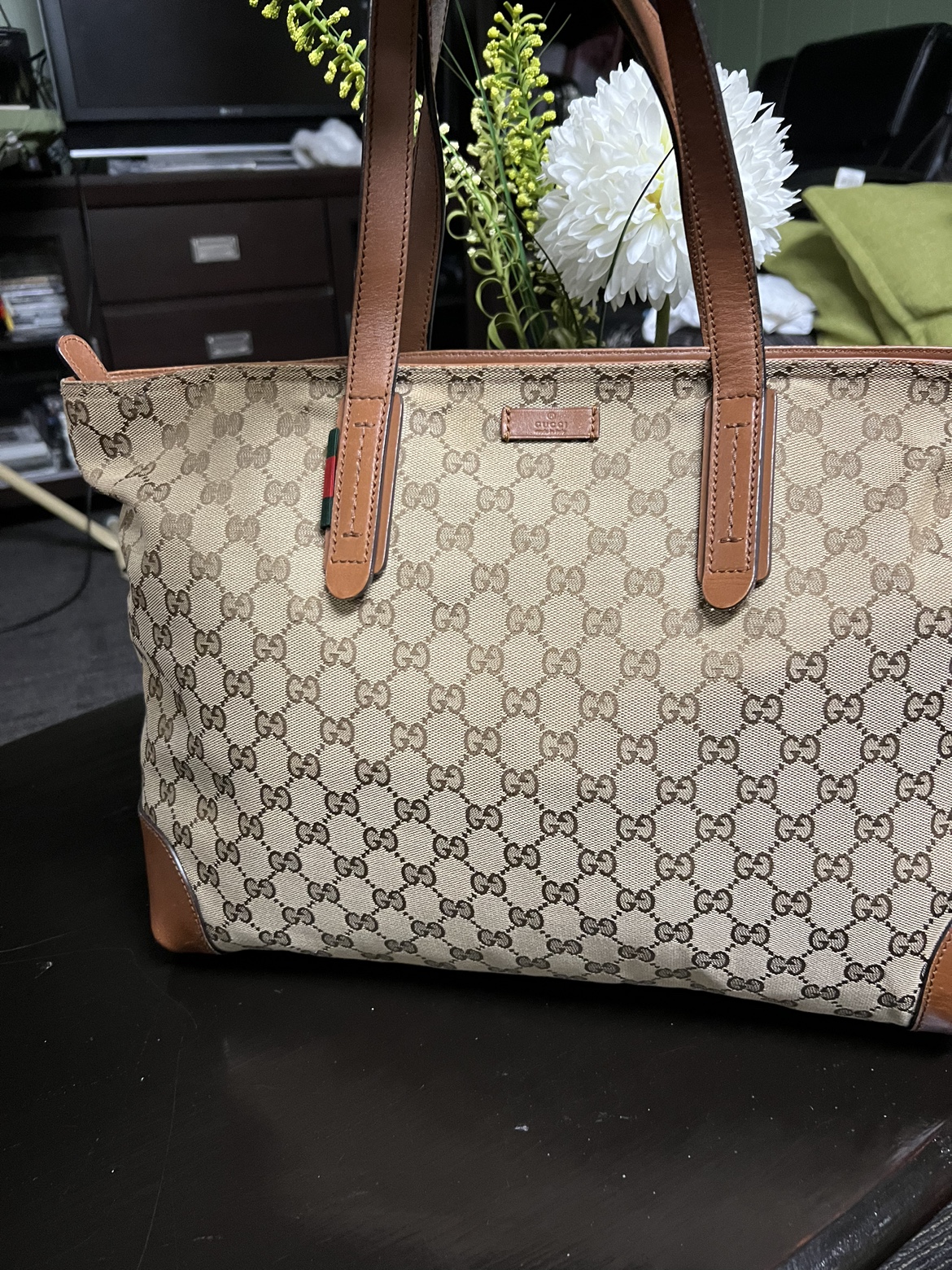 AUTHENTIC GUCCI TOTE