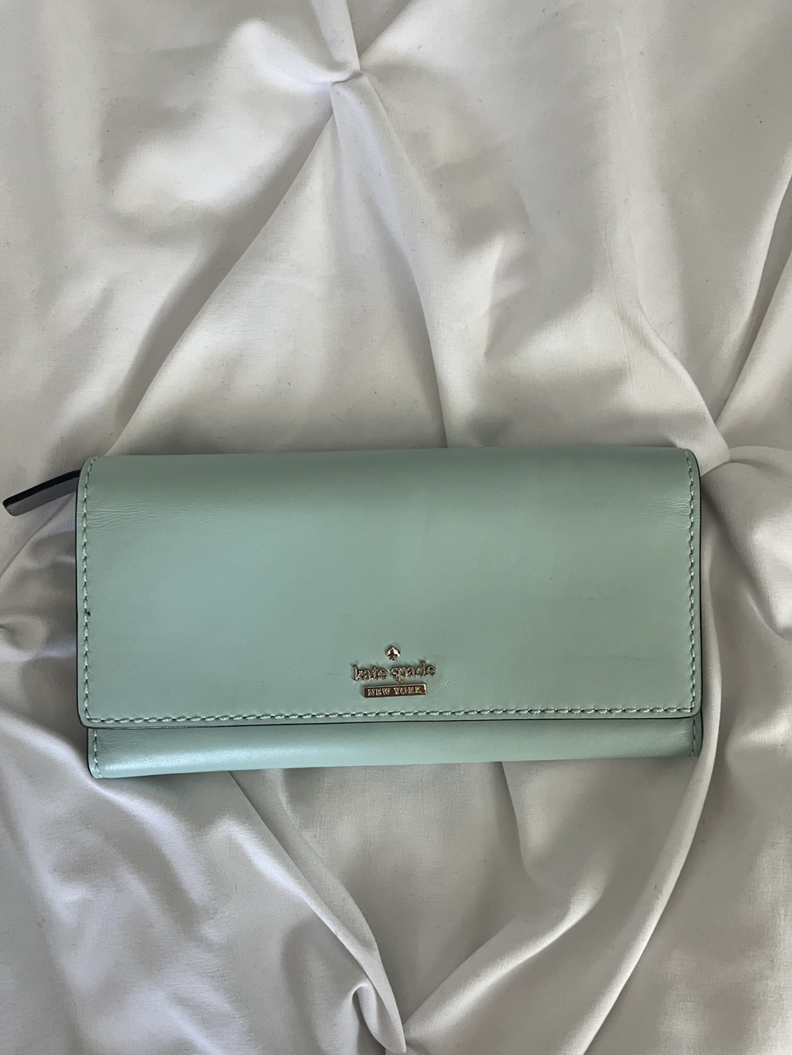 Kate Spade trifold wallet