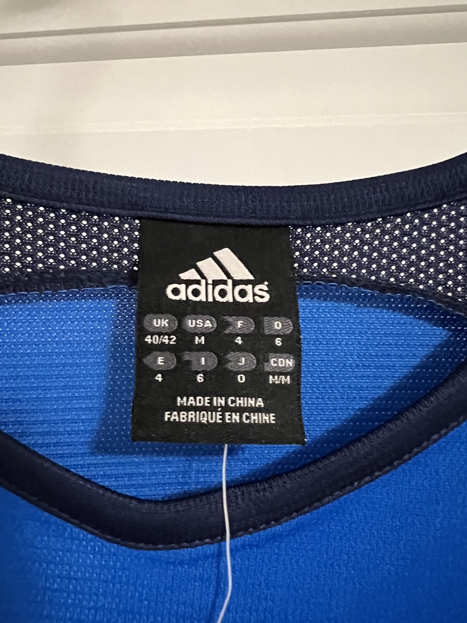 Spainv Blue Bird Soccer Jersey Shortsleeve (2004-2005) image indicator(5)