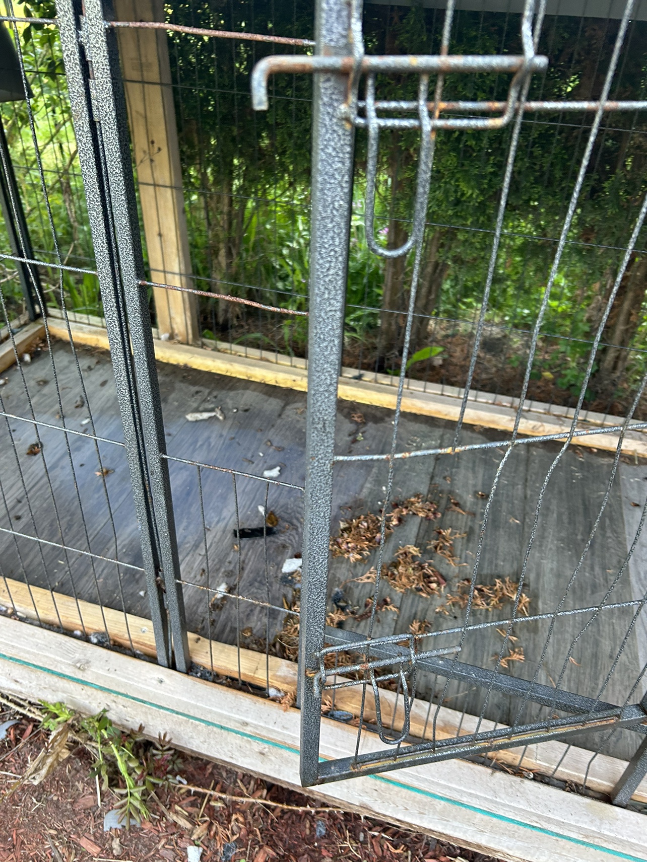 Outdoor dog house image indicator(2)