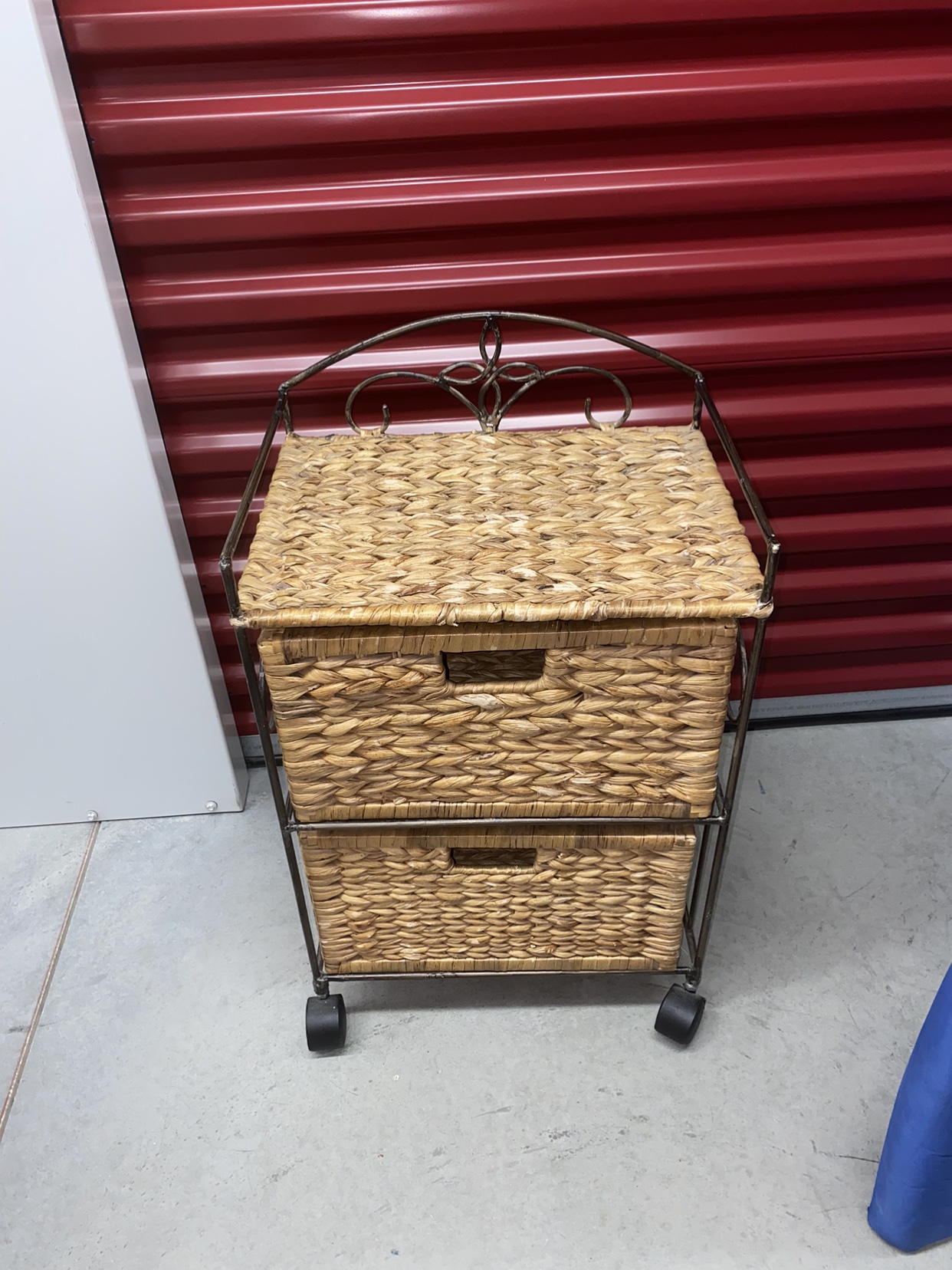 Wicker table / basket drawers on casters