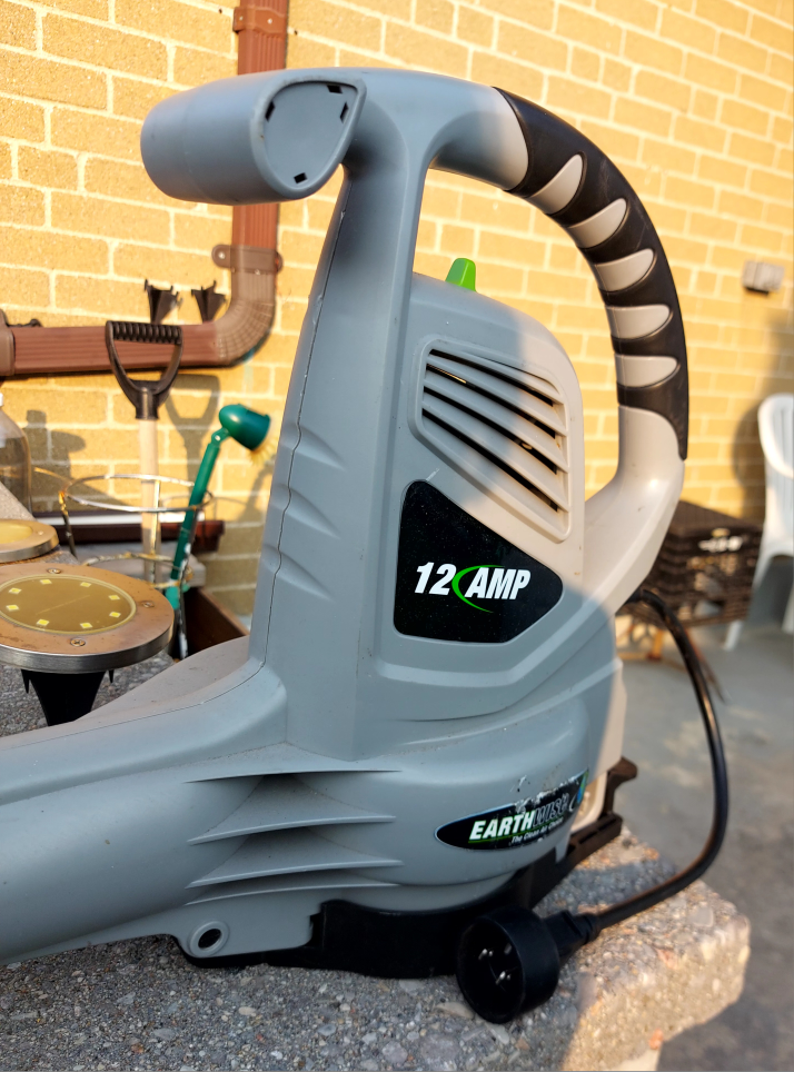 leaf blower thumbnail