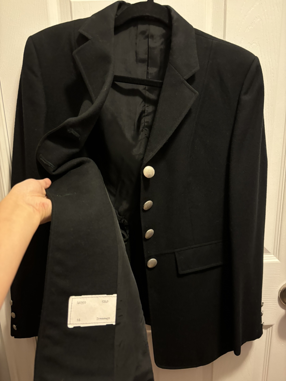 Equestrian show jacket image indicator(6)