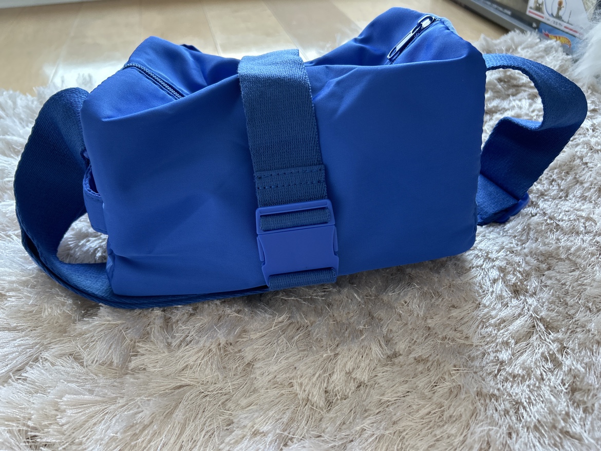 Blue mini gym bag purse (brand new never opened)