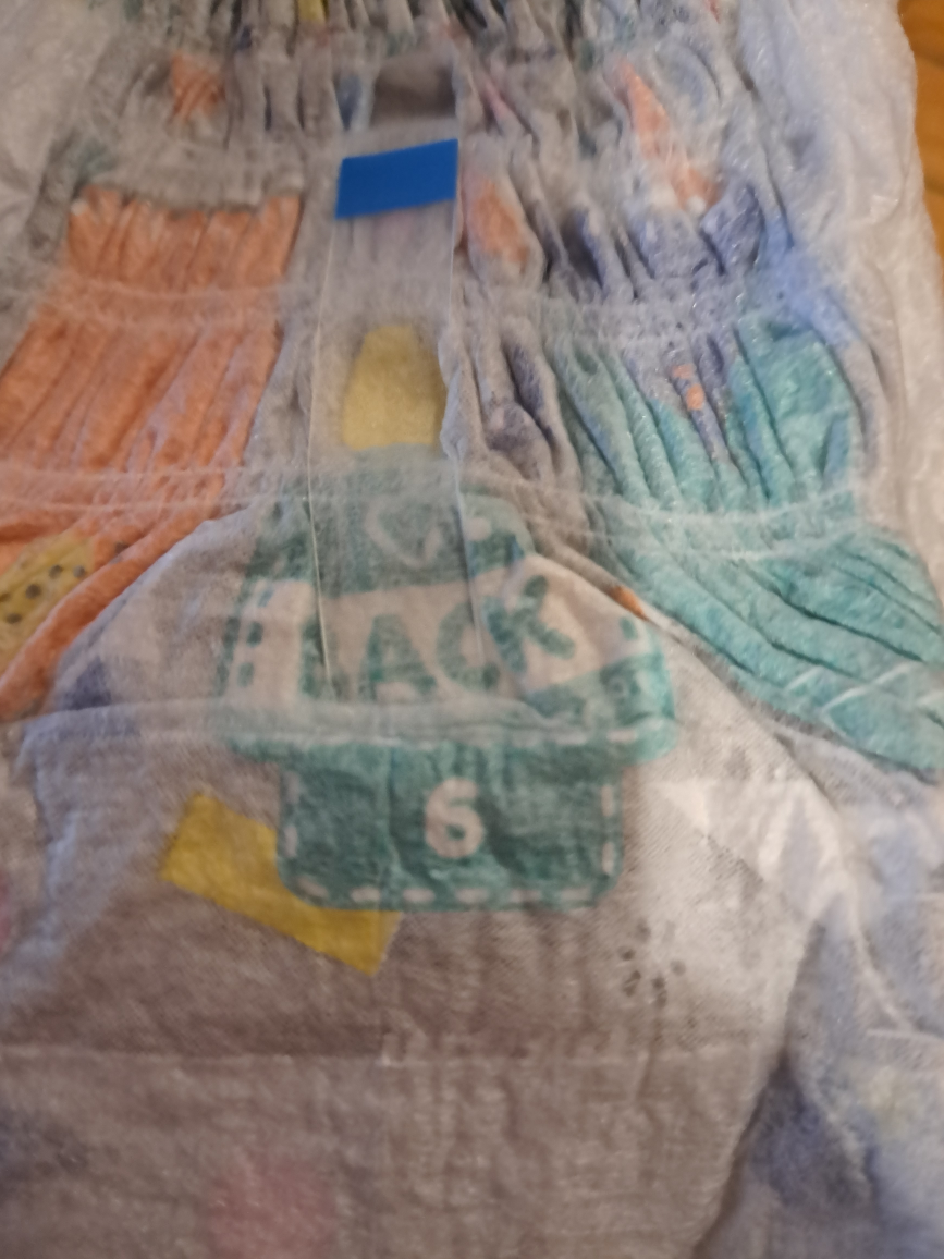 Pampers baby diapers size 6